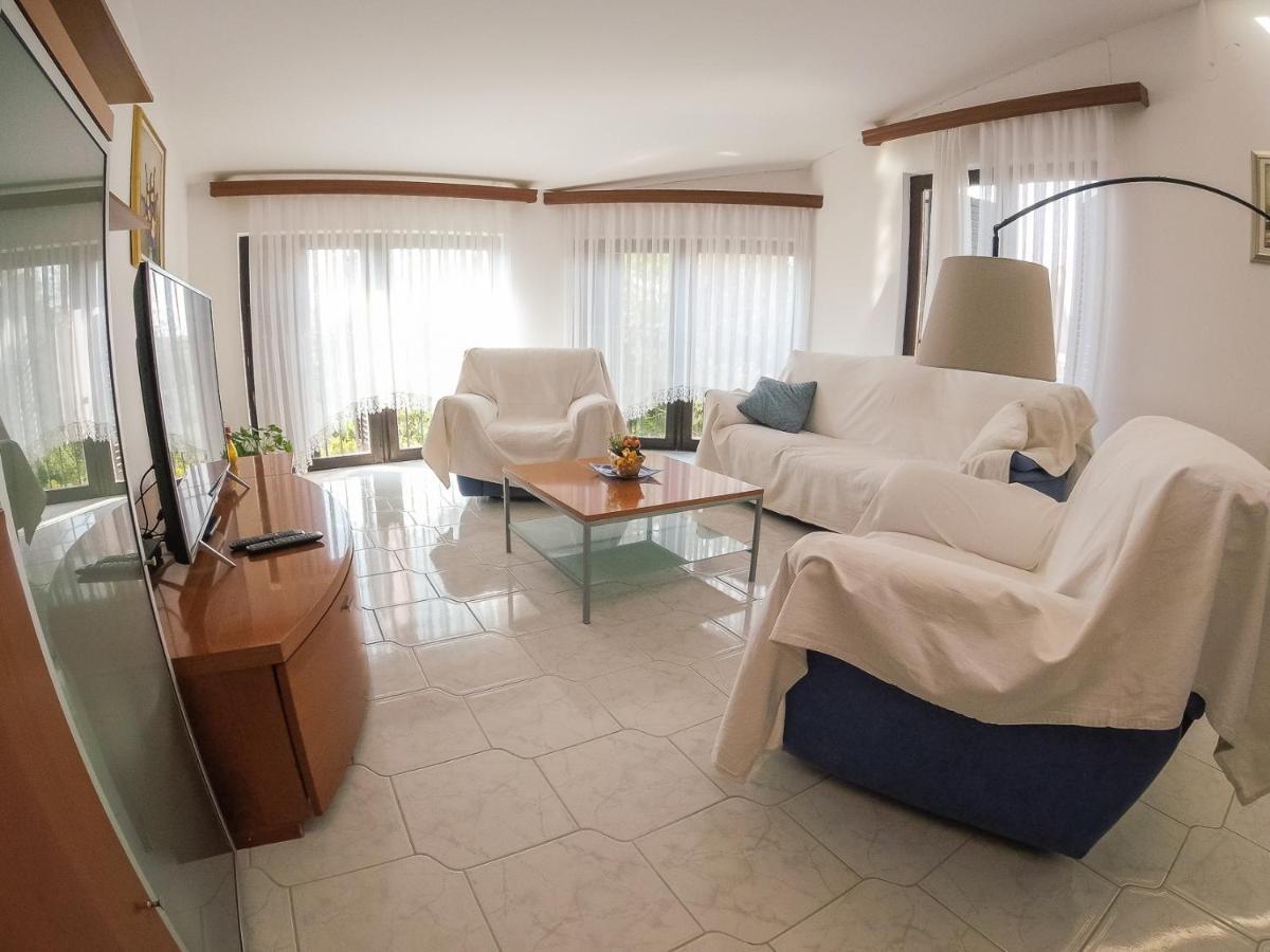 Apartment Maja Μεντουλίν Εξωτερικό φωτογραφία
